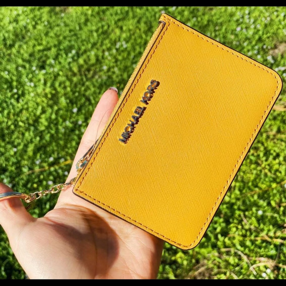 NWT Michael Kors Cardholder